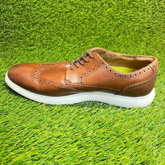 Florsheim Dash Mens Size 9.5W Brown Casual Classic Leather Wingtip Oxford Shoes